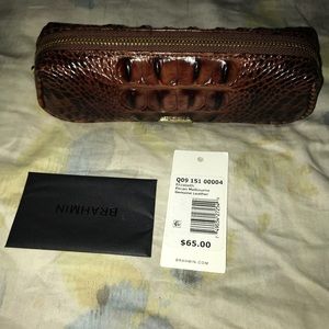 Brahmin Elizabeth Pouch